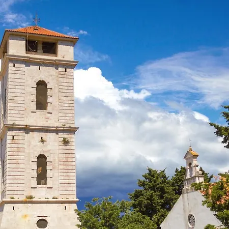 شقة Tisno Resort *