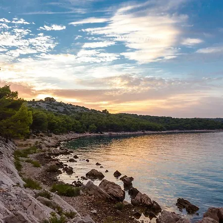 Tisno Resort Тисно