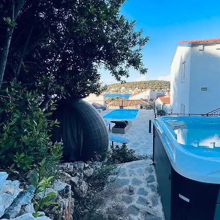 Tisno Resort Тисно