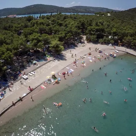 Tisno Resort Апартаменты