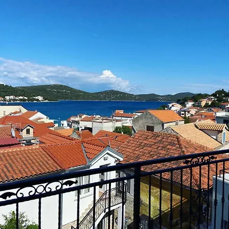 Tisno Resort Апартаменты Тисно