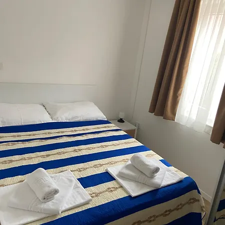 Tisno Resort * Тисно