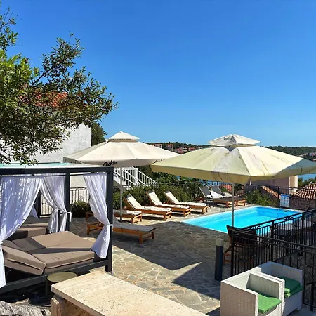 Tisno Resort Апартаменты
