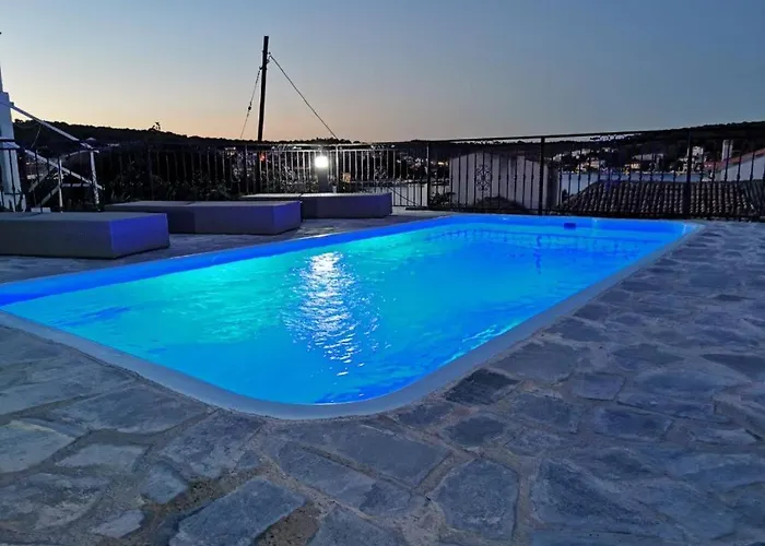 Tisno Resort * Тисно